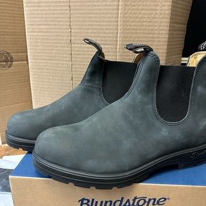 Blundstone 587 men’s US 11.5